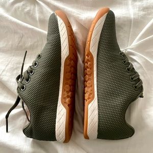 ARMY IVORY GUM TRAINER (WOMEN'S)